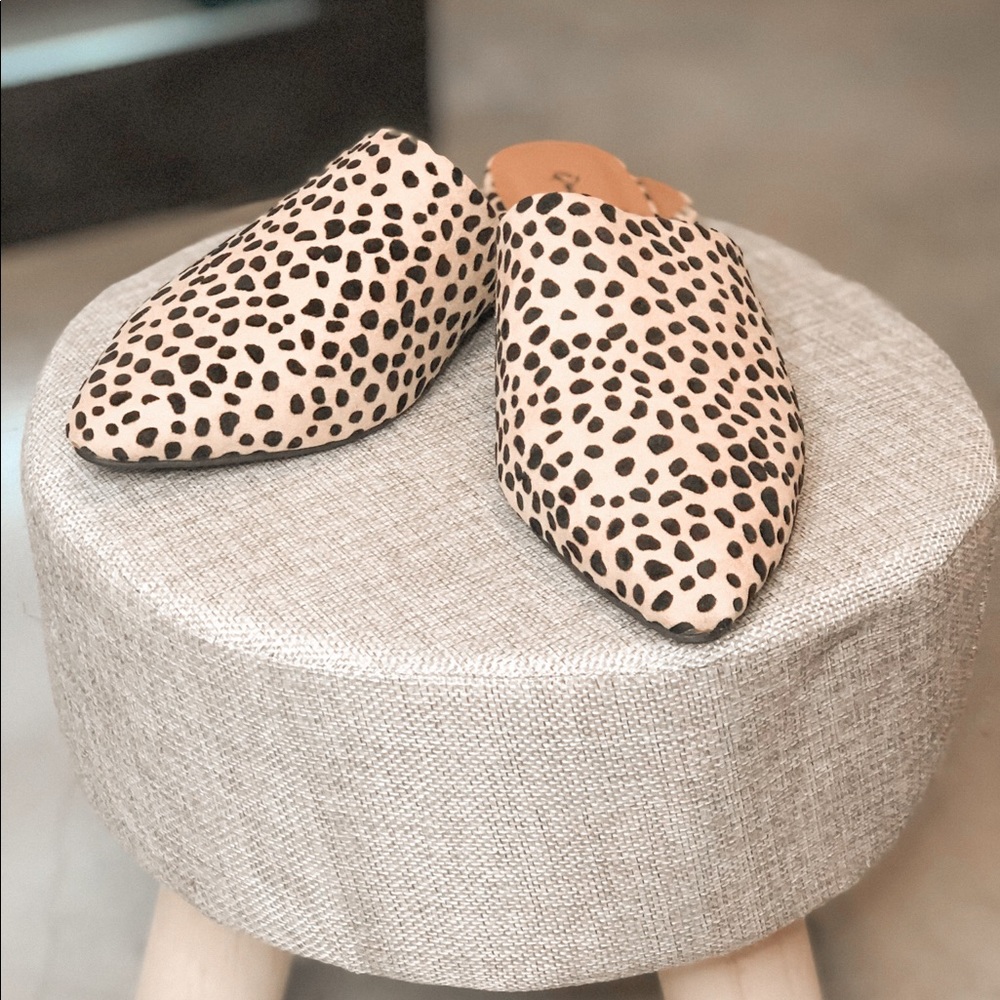 cheetah print slip on flats - Picture 2 of 2